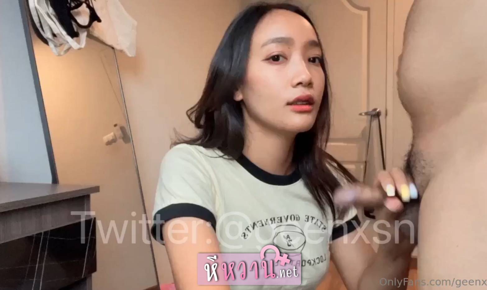 คลิปหลุดโอลี่แฟน geenxsn น้องกรีนโม๊กควยผัวจนแข็งแล้วเจอซอยหี ชักรูดเงี่ยนๆ แล้วเย็ดหีเย่อกันอย่างเสียว xxx ครางเสียงเร้าๆรัวๆโดนนัวเย็ดแบบนี้